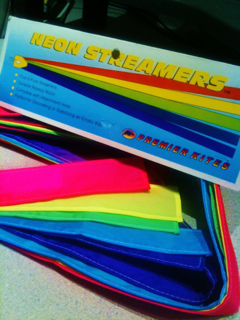 6 ft. 5 Ply Streamers/Neon/Hemmed